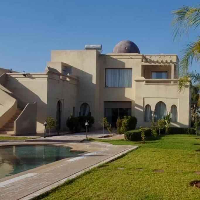 Splendide De Luxe Privatisee Avec Cuisiniere - Piscine Chauffee - Jacuzzi & Hammam * Marrakesch
